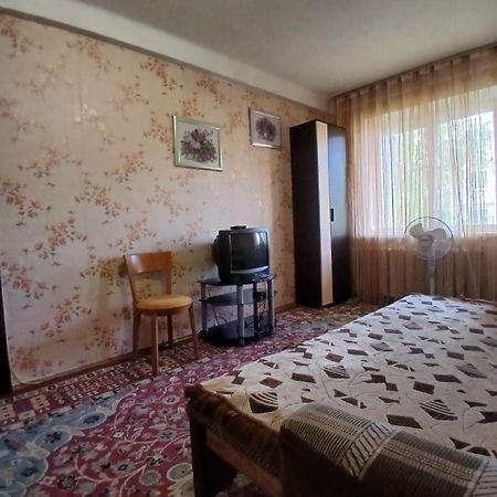 Квартира На Дегтярёвской كييف المظهر الخارجي الصورة